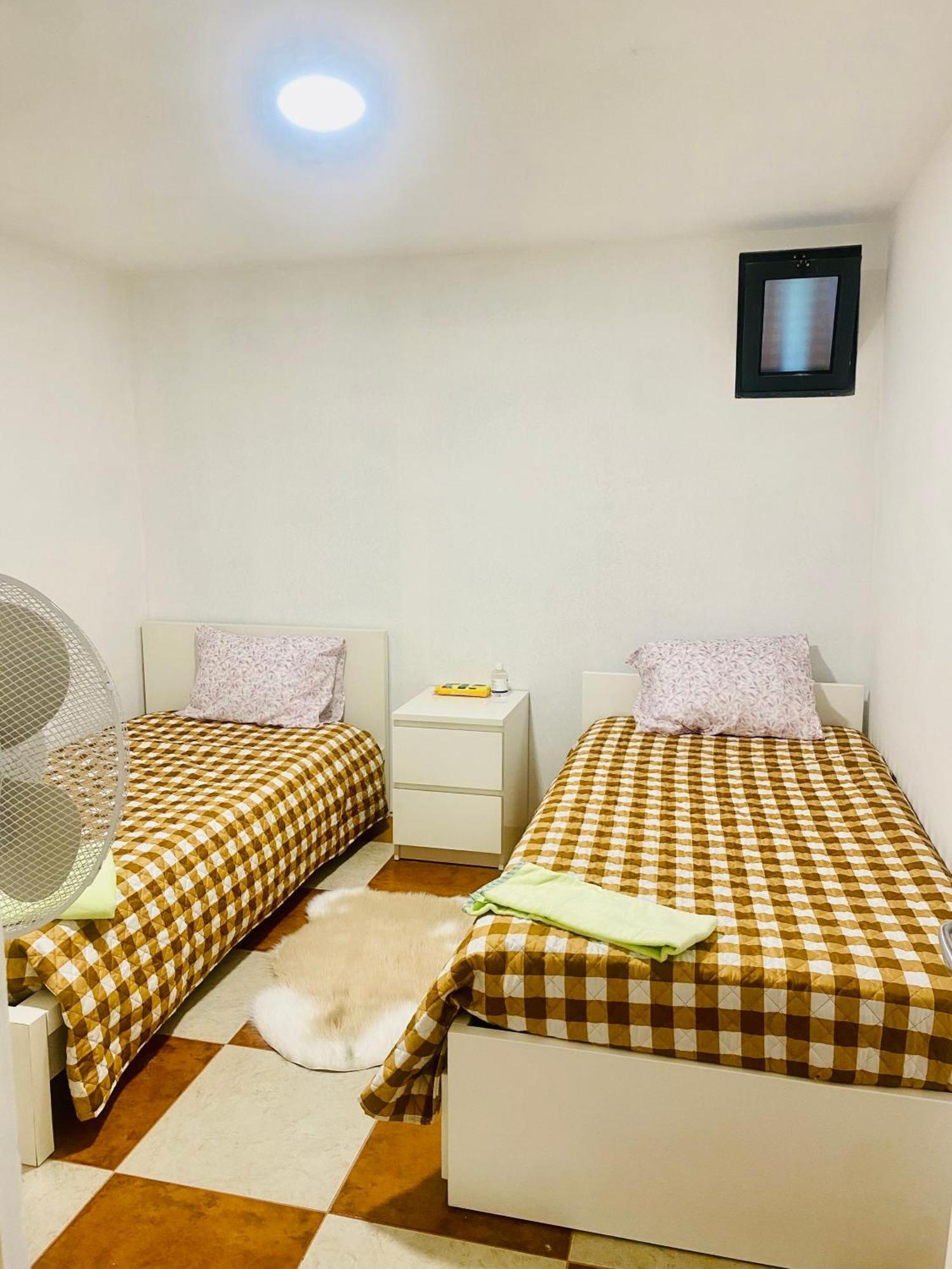 Vitoria Japji Guest House Esmeriz מראה חיצוני תמונה