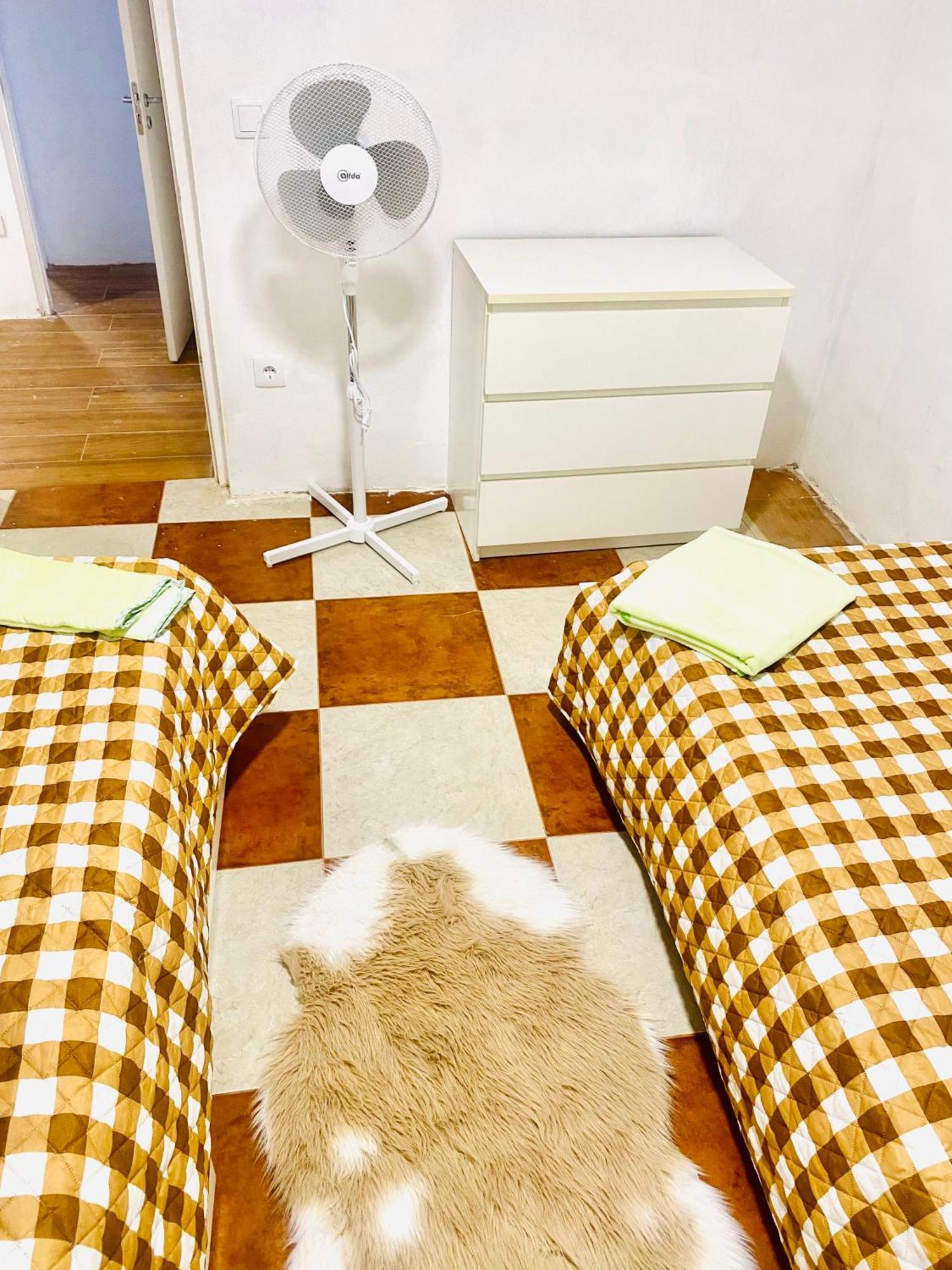 Vitoria Japji Guest House Esmeriz מראה חיצוני תמונה